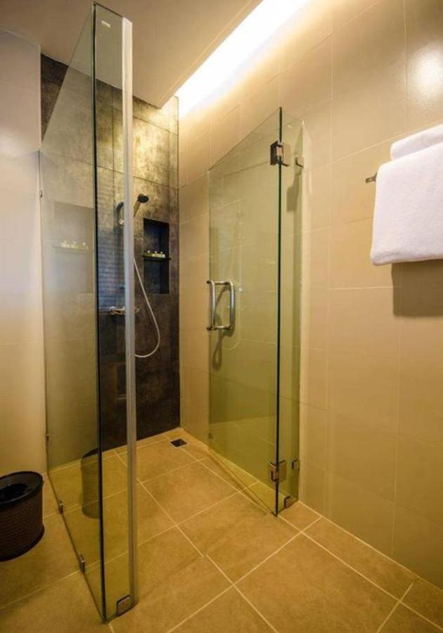 Rimkhobfa Urban Resort Самут Пракан Екстериор снимка