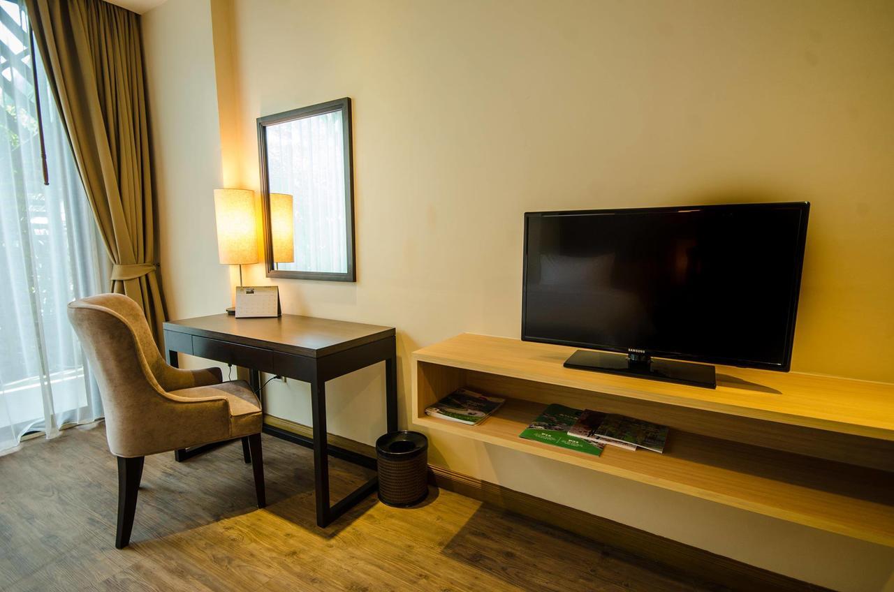 Rimkhobfa Urban Resort Самут Пракан Екстериор снимка
